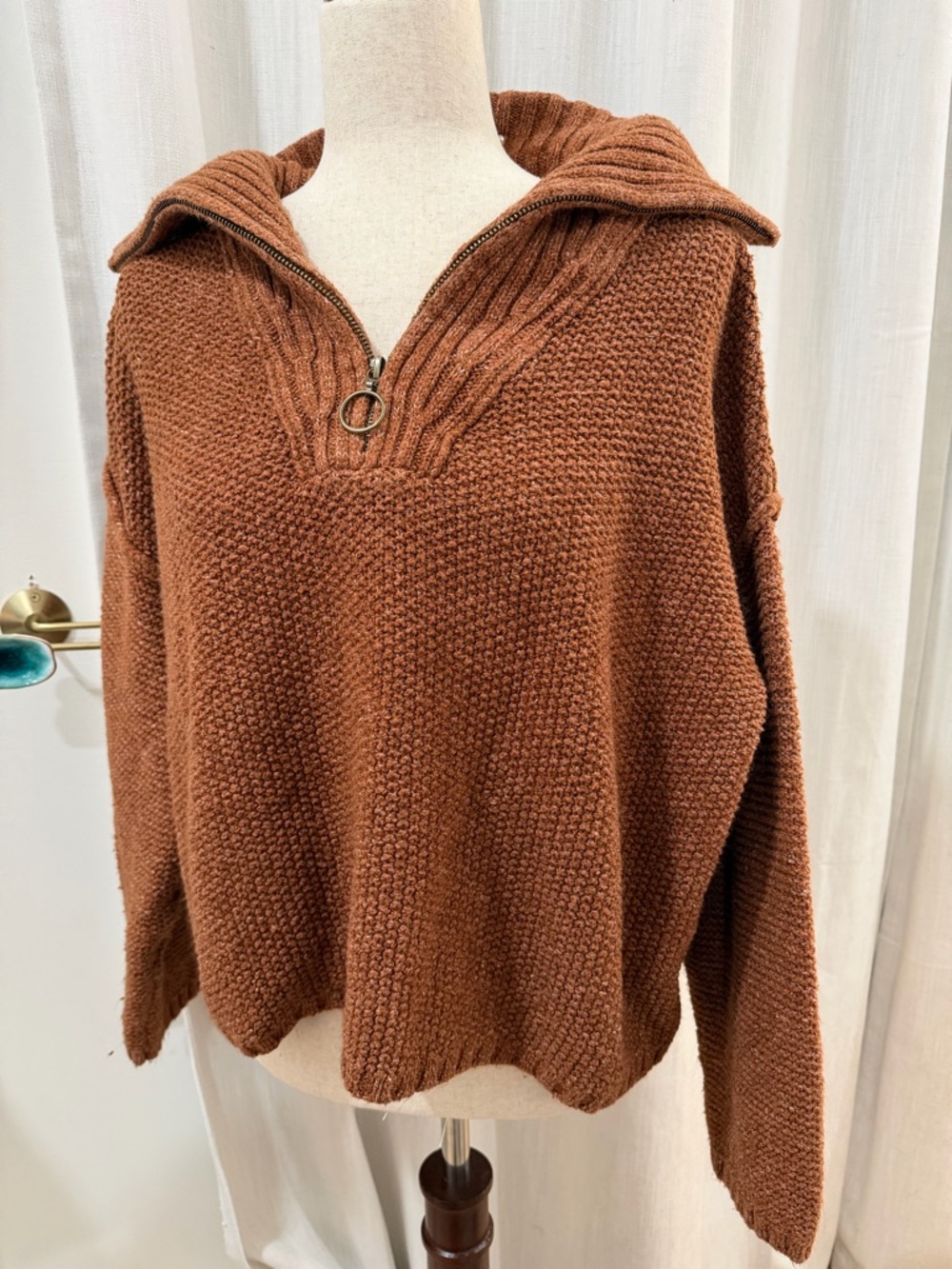 Universal Thread Chunky Half-Zip Sweater in Rust Brown